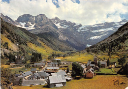 65 GAVARNIE LE VILLAGE ET LE CIRQUE - Gavarnie