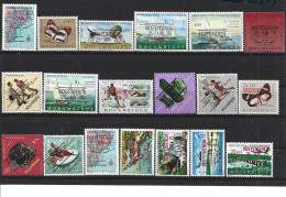 1975 MOZAMBIQUE 575-89+ PA 36-39** Indépendance, Papillon, Bateaux, Minéraux, Avions - Mozambico