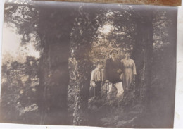 Photo Montournais Dans Les Environs Henri Raillé Et Melles Berthe Et Marie Daigneau A La Campagne à Situer Réf 30152 - Luoghi