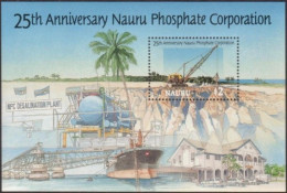 Nauru 1995 SG437 $2 Excavating Phosphate MS MNH - Nauru