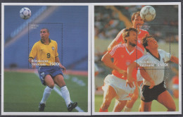 TOGO 1998 FOOTBALL WORLD CUP 3 S/SHEETS 3 SHEETLETS AND 6 STAMPS - 1998 – Frankrijk