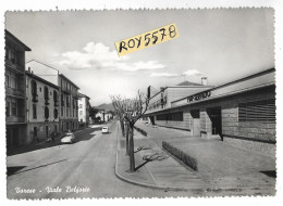 Lombardia-varese Viale Belforte Veduta Viale Case Auto Epoca  Edificio Stazione Di Servizio Fiat Animata Anni 50 - Varese