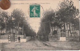 44 - Carte Postale Ancienne De  SAINT BREVIN LES PINS    Le Ralliement Et L'Avenue D'Alsace - Saint-Brevin-les-Pins