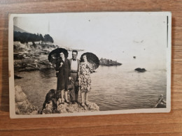 19415.    Fotografia Cartolina D'epoca Uomo Con Donne Femme 1929 Nervi Genova - 14x9 - Orte