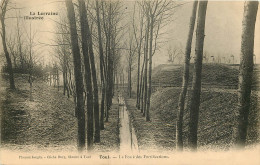  54   TOUL  Le Fossé Des Fortifications - Toul