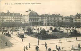  76  LE HAVRE   Le Théâtre Et La Place Gambetta - Non Classés