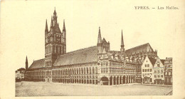  BELGIQUE  YPRES  Les Halles (petite Carte) - Ieper