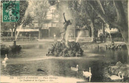  42 SAINT ETIENNE  Place Marengo La Daphnée Et Les Cygnes - Saint Etienne