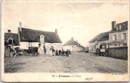 41 FRESNES - La Place Du Village  - Other & Unclassified