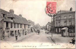 14 LISIEUX - La Rue Fournel. - Lisieux