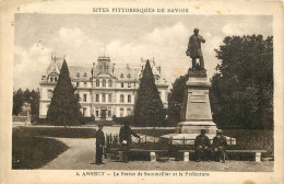  74  ANNECY  La Statue De Sommeiller Et La Préfecture - Annecy