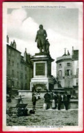 39 - LONS LE SAUNIER LES BAINS ( JURA ) - STATUE DU GÉNÉRAL LECOURBE - CPA ANIMÉE (434)_CP92 - Lons Le Saunier