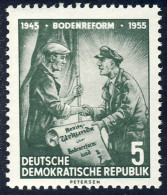 481 Bodenreform 5 Pf ** - Unused Stamps