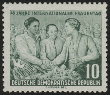 450 XII Internationaler Frauentag 10 Pf Wz.2. XII ** - Unused Stamps