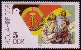 3279 DDR 5 Pf 1989 Lernende Jugend ** - Unused Stamps