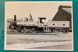 Grande Photo Locomotive PO 340 Rénovée Musée Mulhouse Thouars 79 Paris Orléans Centre Sud Ouest France Train Loco Vapeur - Eisenbahnen