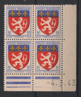 FRANCE - 1943 - N°YT. 572 - Blason Du Lyonnais - Bloc De 4 Coin Daté - Neuf Luxe ** / MNH / Postfrisch - 1940-1949