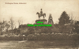 R605609 Wellington Statue. Aldershot. Central Camp Stores Watch Makers And Jewel - Mondo