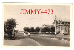 CPSM - LA BAULE-sur-MER En 1949 - Esplanade Du Casino - N° 31 - Edit. F. Chapeau Nantes - La Baule-Escoublac