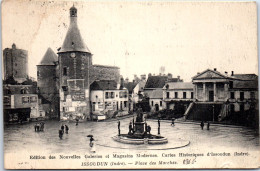 36 ISSOUDUN - La Place Des Marche - Issoudun