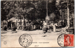 77 AVON - Le Camp, Les Cuisines. - Avon