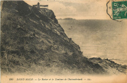  35 - SAINT MALO -   LE ROCHER ET LE TOMBEAU DE CHATEAUBRIAND - Saint Malo