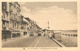 44 - LA BAULE LES PINS -  LES BOULEVARDS ET LA PLAGE - La Baule-Escoublac