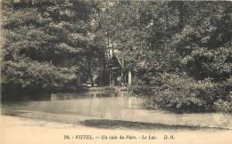 88 - VITTEL - UN COIN DU PARC - LE LAC - Contrexeville