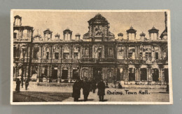 REIMS • Hôtel De Ville 1919 En Ruine • Soldats Américains US 1914 1918 Détruit En 1917 Ww1 1ère Guerre Mondiale Place De - Reims