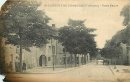 69 -  SAINT  LAURENT DE CHAMOUSSET -  PLACE NEUVE - Saint-Laurent-de-Chamousset