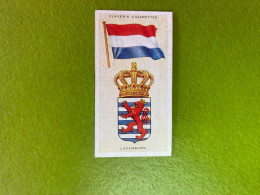 Player's Cigarettes Card National Flags And Arms - Luxembourg - Sonstige & Ohne Zuordnung