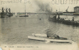 62 - CALAIS - BATEAUX DANS L'AVANT PORT - Calais