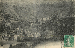 65 -  FONTAINE DE VAUCLUSE - VUE GENERALE - Otros & Sin Clasificación