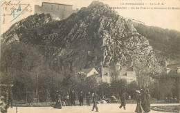 50 - CHERBOURG - LE FORT ET LA MONTAGNE DU ROULE - Cherbourg