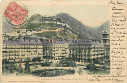 38 - GRENOBLE - LA PLACE VICTOR HUGO ET LES FORTS - Grenoble