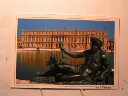 Versailles (Château) - Le Château - Le Parterre D'eau Et La Façade Ouest Du Château - Versailles (Château)