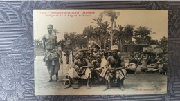 CPA -  BENIN - DAHOMEY - INDIGENES DE LA REGION DE PAHOU - Benín