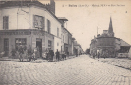 BELLOY  -  SARCELLES   -  VAL D'OISE  -  (95)  -  CPA  BIEN  ANIMEE  -  LA  MAISON  PEAN  ET  RUE  FAUBERT. - Villiers Le Bel