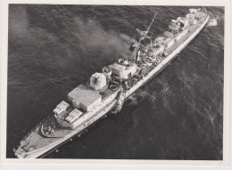 PHOTO PRESSE LE CROISE APRES LE TIR D'UN EXOCET OCTOBRE 1975 FORMAT 18 X 13 CMS - Boats