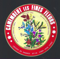 Etiquette Fromage Camembert Les Fines Fleurs  Fabriqué En Normandie 61C  Laitrie Du Progrès Laval 53 - Kaas