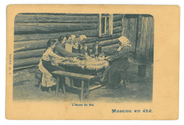 RUS 99 - 17513 Moscow, ETHNICS Women, Russia - Old Postcard - Unused - Russia