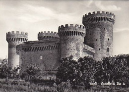 AK 216739 ITALY - Tivoli - Castello Di Pio II - Tivoli