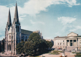 64, Pau, Le Palais De Justice Et L’Église Saint Jacques - Pau