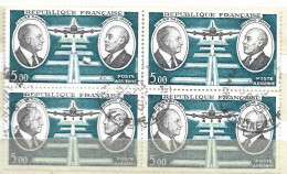 FRANCE PA N+ 46 5F BLEU FONCE ET BLANC DIDIER DAURAT ET RAYMOND VANIER BLOC DE 4 OBL - 1960-.... Matasellados