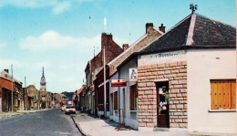 27844  /⭐ ◉  VILLERS-BRETONNEUX 80-Somme BUTAGAZ Café De L' Armistice Angle  Rue HERVILLE 1980s  - COMBIER  - Villers Bretonneux