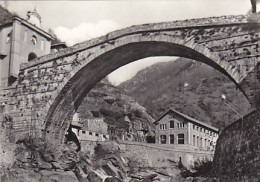 AK 216752 ITALY - Pont St. Martin - Ponte Romano - Autres & Non Classés