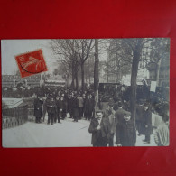 CARTE PHOTO PARIS AVENUE DE LA REPUBLIQUE MAGASIN SAUCISSON HIPPIQUE CATTOIS - Other & Unclassified