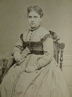 Photo Cdv Feulard, Le Hâvre -  Jeune Femme, Second Empire, Circa 1865 L436 - Alte (vor 1900)