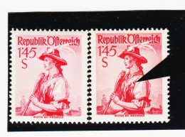 CAO696 ÖSTERREICH 1951 PLATTENFEHLER Michl 915 IV " RISS IN BLUSE " ** Postfrisch SIEHE ABBILDUNG - Errors & Oddities