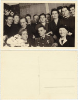 Familienfoto Bei Hochzeit (Silberhochzeit) - In Der Mitte Soldat 1940 Privatfoto - Groepen Kinderen En Familie